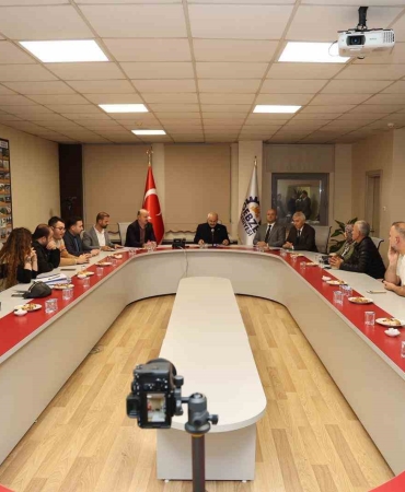 buyukgoz-yikim-karari-alinan-binanin-mulk-sahipleriyle-bir-araya-geldi-XxcOn4VO.jpg