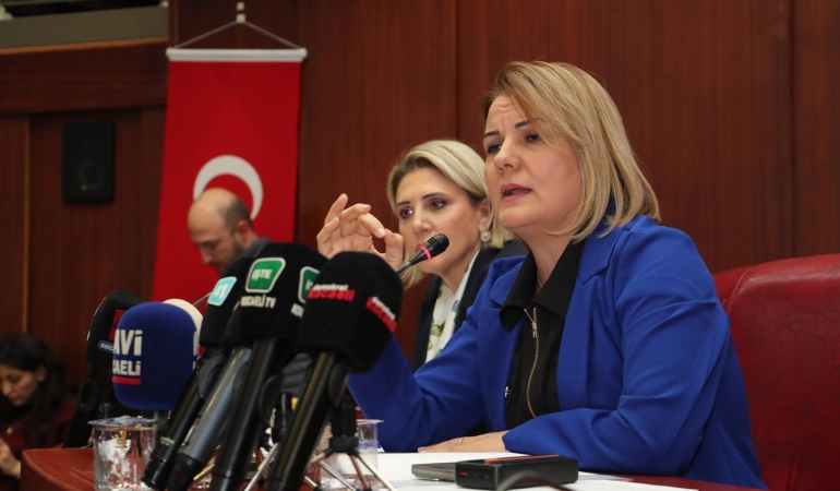 fatma-baskan-intihar-etmis-bir-cocugu-kendi-siyasetinize-alet-etmeye-kalkiyorsunuz-cp3vBSAY.jpg