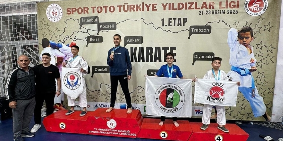 Gaziosmanpaşalı karatecilerden Türkiye Yıldızlar Ligi’nde 14 madalya