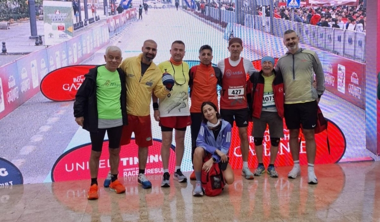 gebze-tempo-atletizm-takimi-gazi-yari-maratonunda-ikinci-oldu-RpqPuj2s.jpg