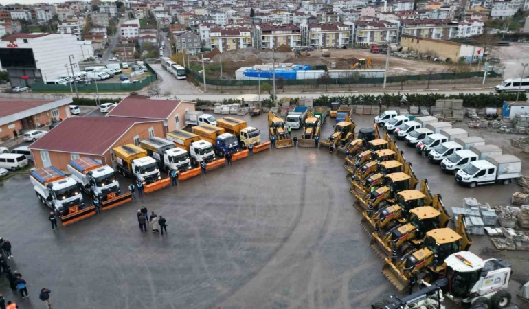 gebzede-kar-alarmi-425-personel-ve-73-aracla-teyakkuzda-hdBNSv1M.jpg