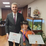ilkokul-ogrencisi-matematik-olimpiyatlarinda-3-altin-madalya-kazandi-IJGCZRXA.jpg