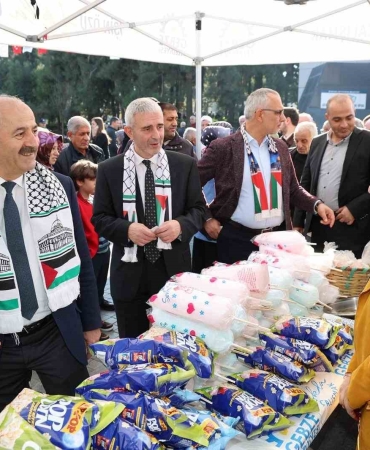 kadinlarin-el-emegi-urunleri-filistinliler-icin-satisa-sunuldu-xiKxEbj7.jpg