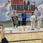 kartepe-belediyespor-karatecileri-sakaryadan-9-madalyayla-dondu-rw5jcPH2.jpg