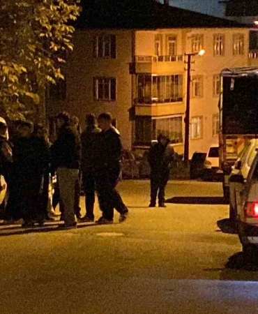 kocaelide-16-yasindaki-genc-evde-basindan-vurulmus-halde-bulundu-TjAdeFAf.jpg