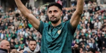 kocaelispor-tarkan-serbest-ile-yollarini-resmen-ayirdi-1Y9kILjr.jpg