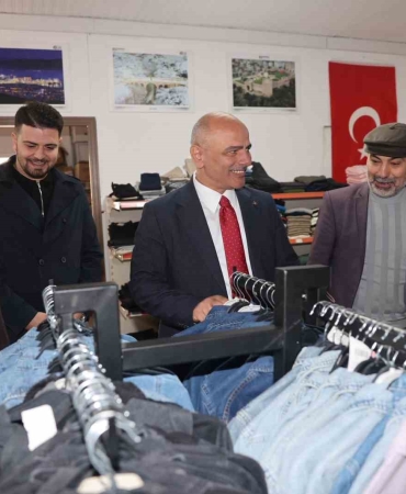 korfezde-ihtiyac-sahipleri-icin-sevgi-magazasi-kapilarini-acti-RVJJ7DvR.jpg
