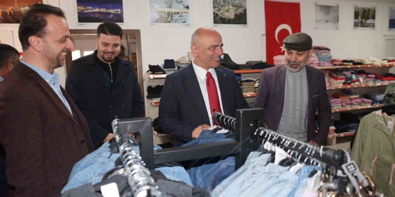 Körfez’de ihtiyaç sahipleri için “Sevgi Mağazası” kapılarını açtı