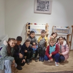 korfezde-ilkokul-ogrencileri-hereke-halisinin-yapim-asamalarini-inceledi-Y9NehOCG.jpg