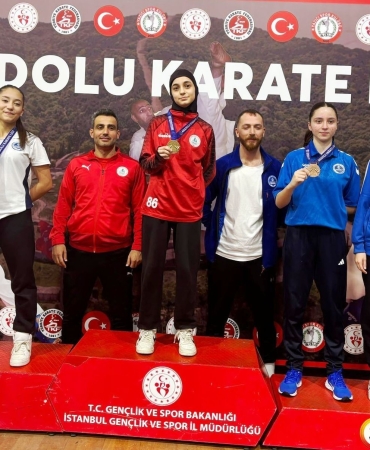 korfezli-karateciler-anadolu-karate-ligi-finallerinden-14-madalyayla-dondu-avMdewKU.jpg