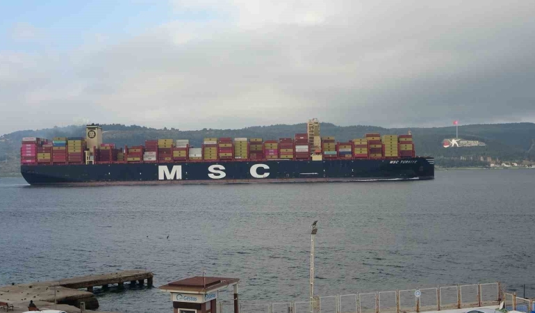 msc-turkiye-canakkale-bogazindan-gecti-VpUkirUl.jpg