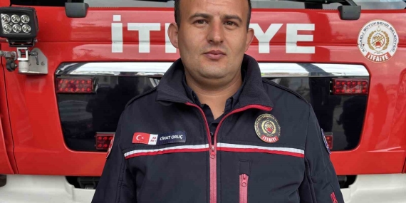Oksijen maskesini vatandaşa veren itfaiye eri, o anları anlattı: “Önceliğimiz insan”