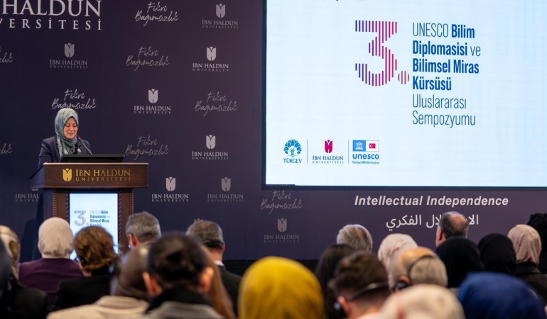 turgev-unesco-bilim-diplomasisi-sempozyumunda-14-ulkeyi-bir-araya-getirdi-LIqErCAr.jpg