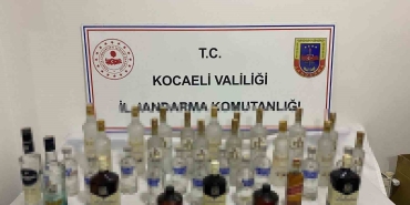 yilbasi-oncesi-kacakcilara-darbe-milyonluk-sahte-alkol-ve-urun-ele-gecirildi-lcSZELTm.jpg