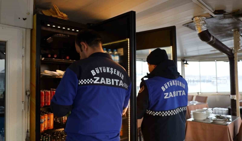 zabitadan-balikci-teknelerine-yilbasi-denetimi-JzmZufMz.jpg